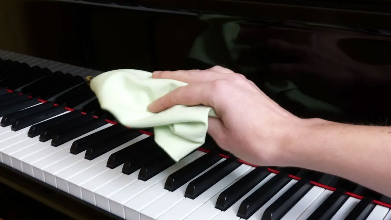 Comment nettoyer les touches de piano sans les endommager — free download